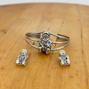 Vtg Carol Felley Sterling Silver Native American Storyteller Bracelet & Earrings